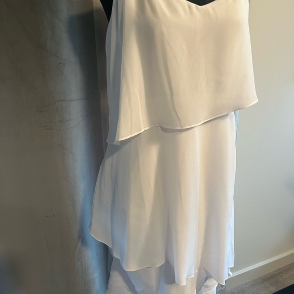 BCBG white flowy high-low dress in Large - Picture 8 of 10